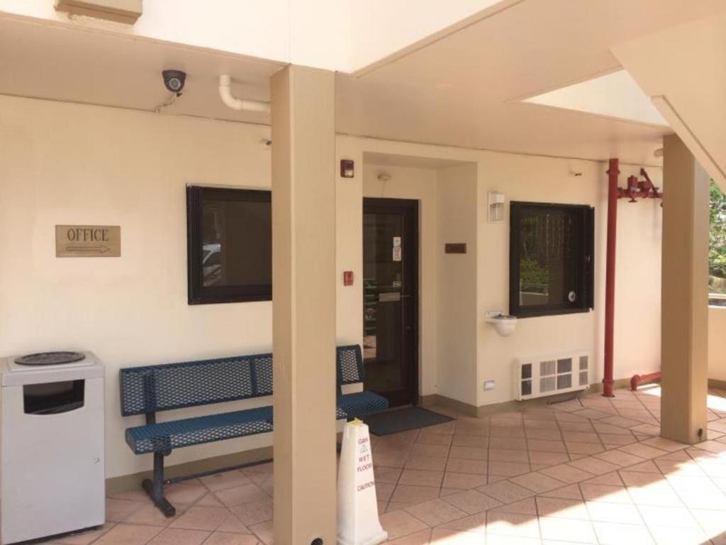 Guam Airport Hotel Tamuning Exterior photo
